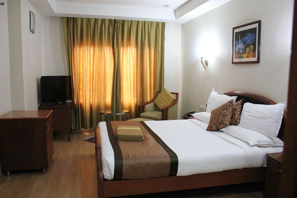 Hotel Daspalla Visakhapatnam Ngoại thất bức ảnh
